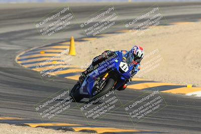 media/Nov-16-2024-CVMA (Sat) [[0e4bb1f32f]]/Race 8-Supersport Middleweight/